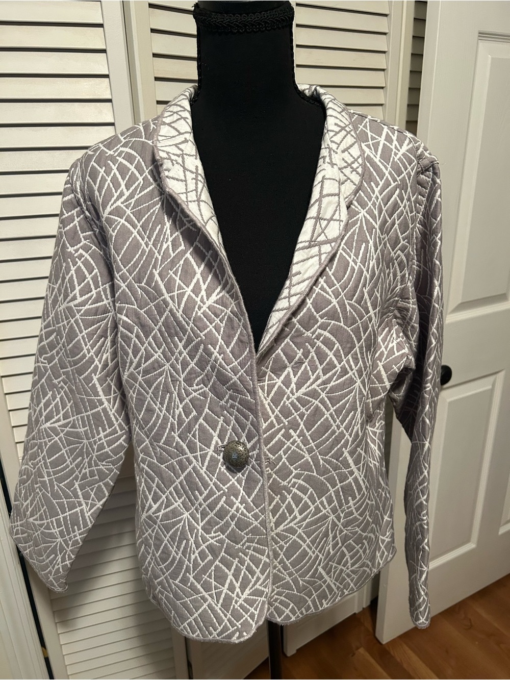 Women's Gray Abstract-Pattern Single-Button Blazer